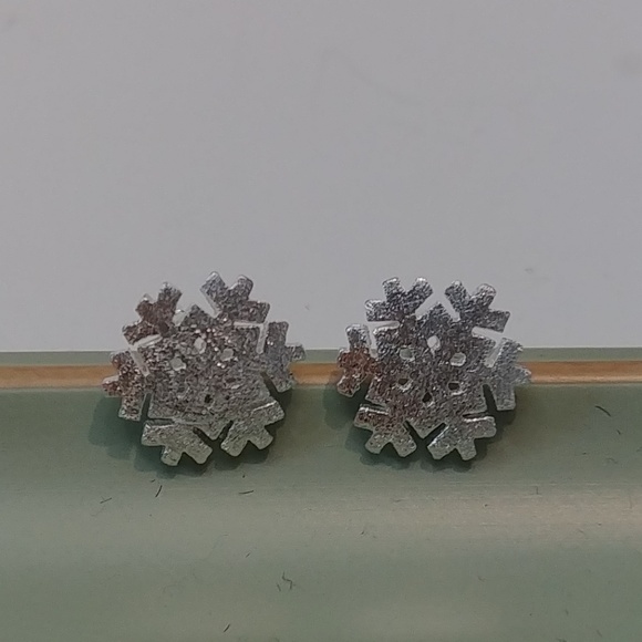 Sterling Silver Snowflake Stud Earrings - Picture 6 of 6